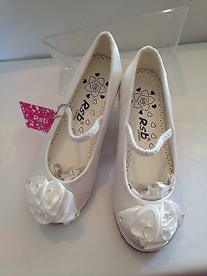 GIRLS KIDS WHITE SATIN BRIDESMAID FLOWER GIRL WEDDING PARTY SHOES PUMPS UK 4-12